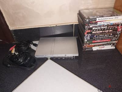 للبيع ps2 slim + 13 games  بدون دراعات و ميموري كارد بس معاها 13 لعبه