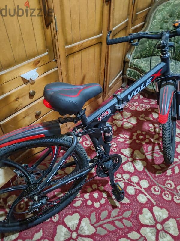 Used like new foldable bicycle 0