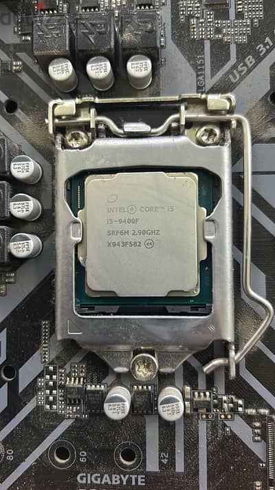 Gigabyte B365M H CPU i5-9400F