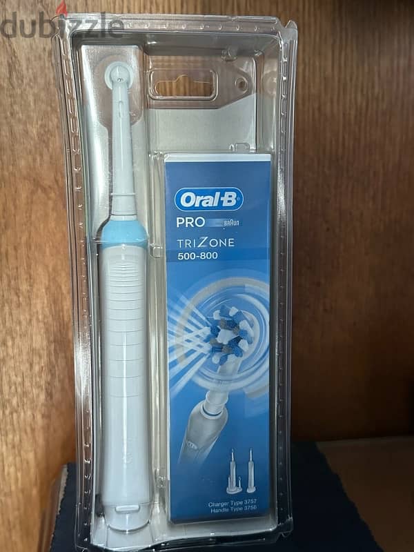 Oral B Pro 500 فرشة أسنان كهرباء جديدة مع الشاحن 3