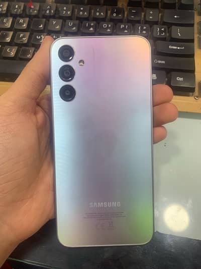 Samsung A24