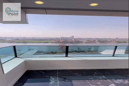 Finished apartment with air conditioners, furniture and appliances with a distinctive view on the pyramids and the Nile from Novara Development