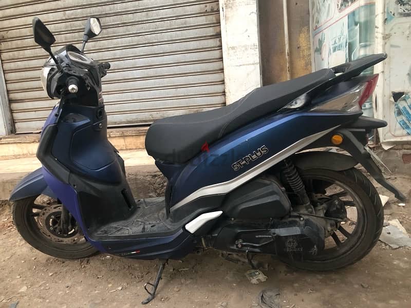 victory st_plus 200 cc  2023  4000 km 0