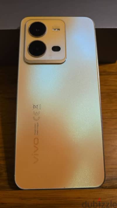 Vivo v25e بحاله ممتازه