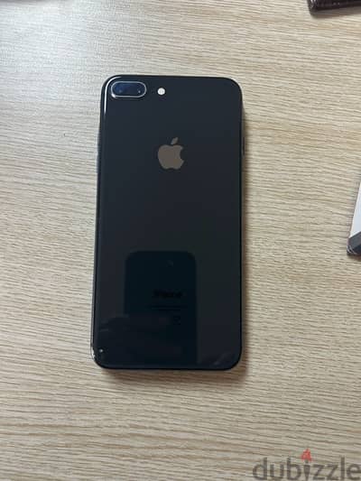 iPhone 8 Plus 64 GB Space Gray