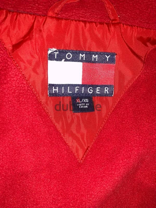 Tommy Hilfiger dolce versace gucci prada Burberry 8