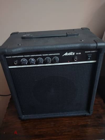 bass amplifier