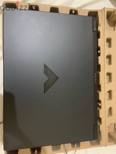 HP Victus 15 RTX 4050