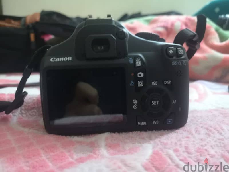 Canon Rebel T3 (1100d) + Lens 18-55/ كانون ١١٠٠ مع عدسة ١٨-٥٥ 1