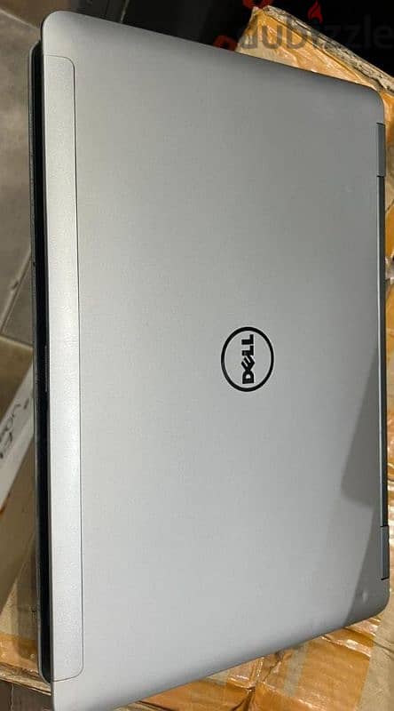 لاب توب Dell Latitude E6540 بمعالج i7، كارت شاشة AMD 5