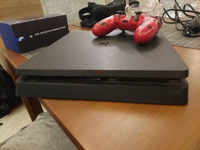 PS4 slim 500GB with one original controller