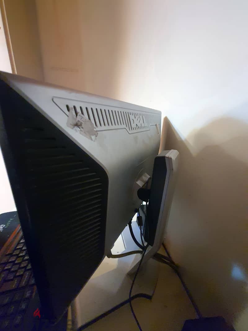 Dell 19 inch monitor 5