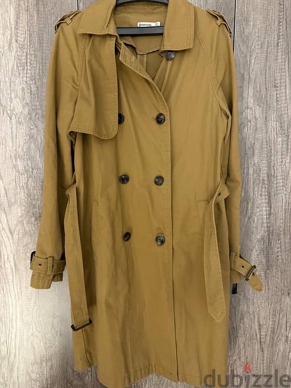 Trench Coat Stradivarius بالطو من ستراديڤرياس 0