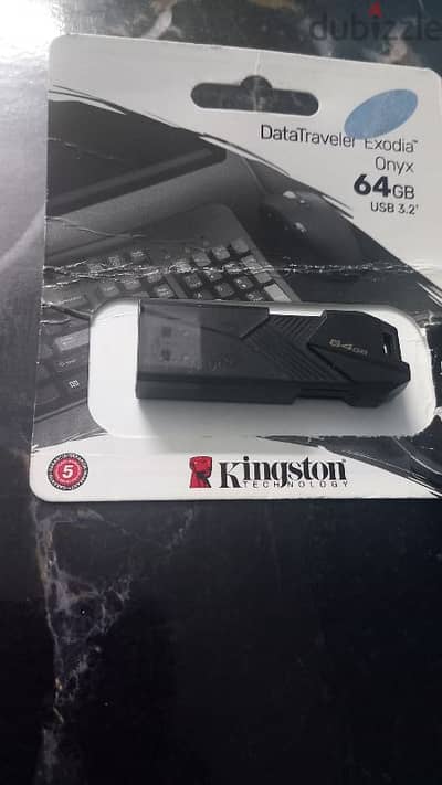 فلاشه Kingston    64GB اصليه بالضمان بتاعها