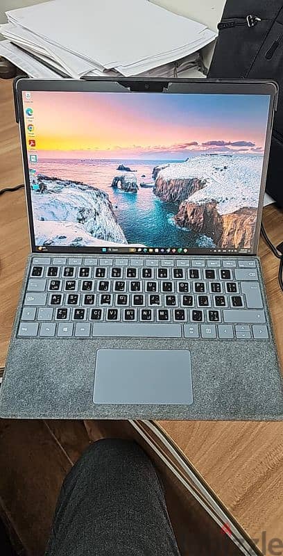 Microsoft Surface Pro 9 Core i5 12th Generation 1