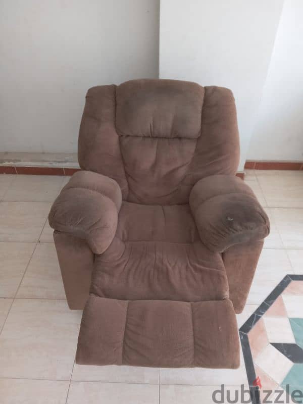 Recliner - in & out furniture 0