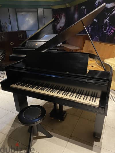 Grand piano