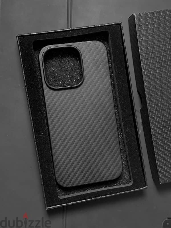 iPhone 14 Pro REAL Carbon fiber case 2