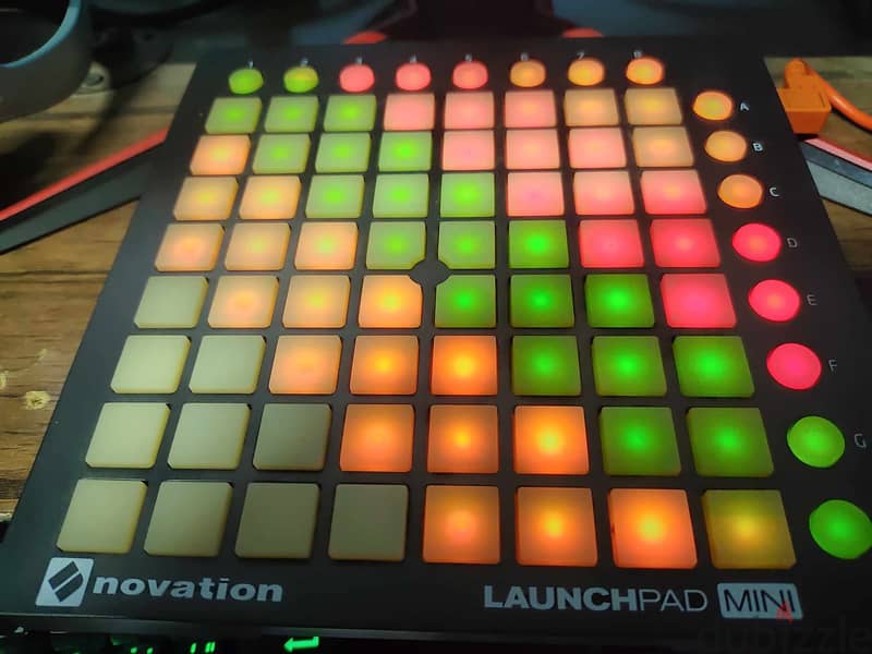 Novation Launchpad Mini MK2 4