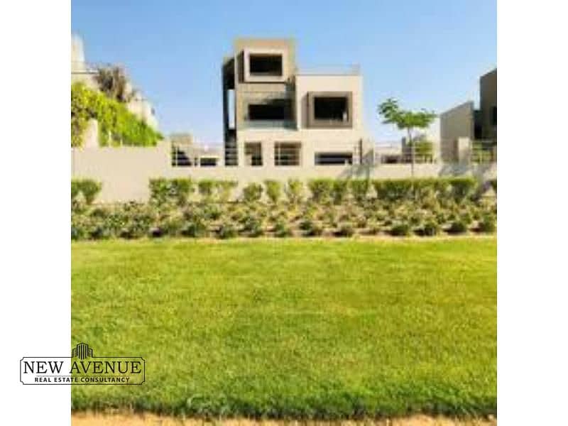 Villa 5 Master bedrooms 7 Bathrooms Maid’s room in Palm Hills New Cairo . 0