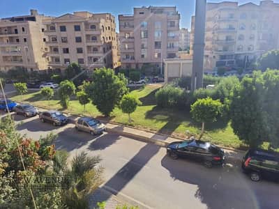 Duplex Prime location Open view in Narges omrat