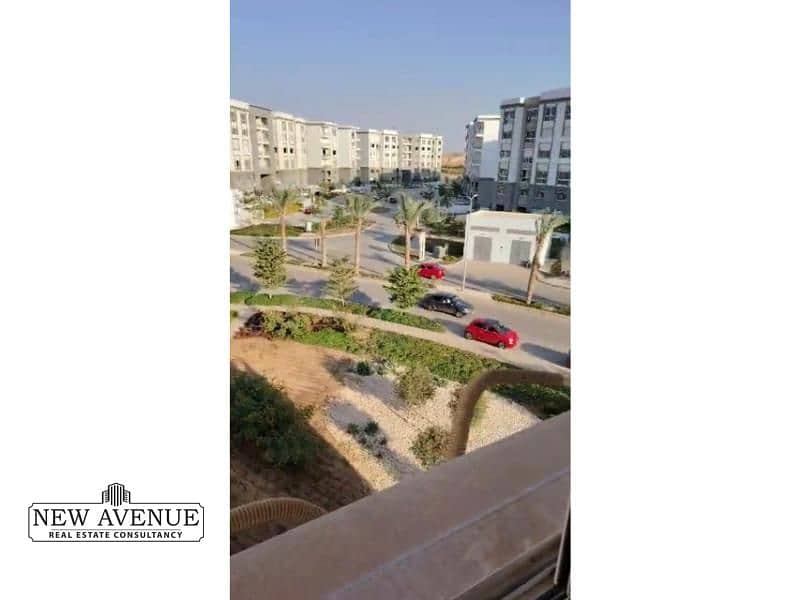 Very prime location Double view Apartment in Park corner Hyde Park, overlooking landscape, fully finished 0