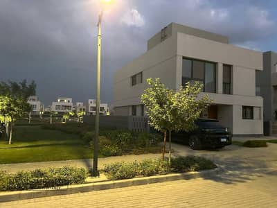 Fully finished Ready to move Standalone for sale in Al burouj compound, very very prime location, 5 bedrooms