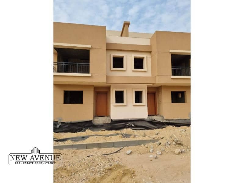 Twin House - 4 bedroom - prime location - Ready to move - in Taj city compound new Cairo 0