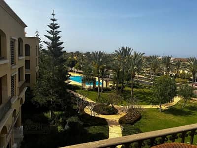 chalet - 4 BR - Fully furnished Pool view - prime location - bahary - in Marassi north coast