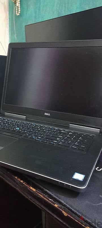 Dell Precision 7720 اعلي فئة معالج رامات 48 جيجا 0