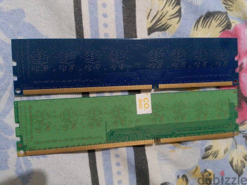 4 رام قطعتين ddr3 1