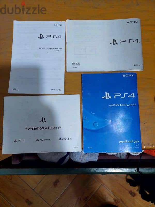 ps4 slim 500G + one controller + 10 games 2