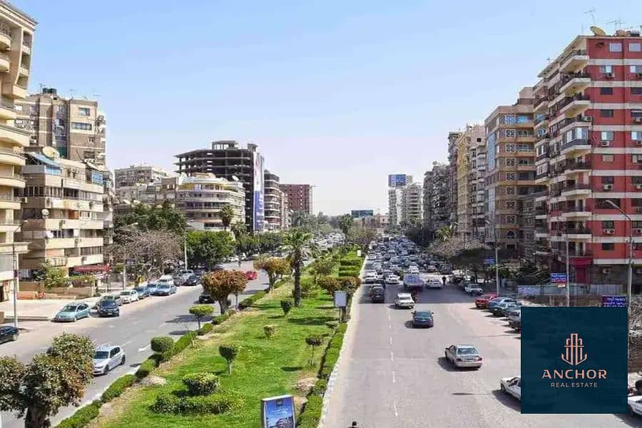 Building for sale on Gesr Al Suez main Street directly in front of Metro Station 0