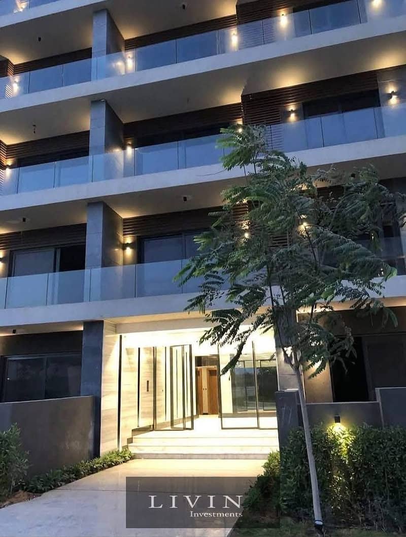 With a down payment of 1,200,000, a large area 4-room apartment for sale in Mostakbal City in the elpatio Sola Compound (La Vista) 0