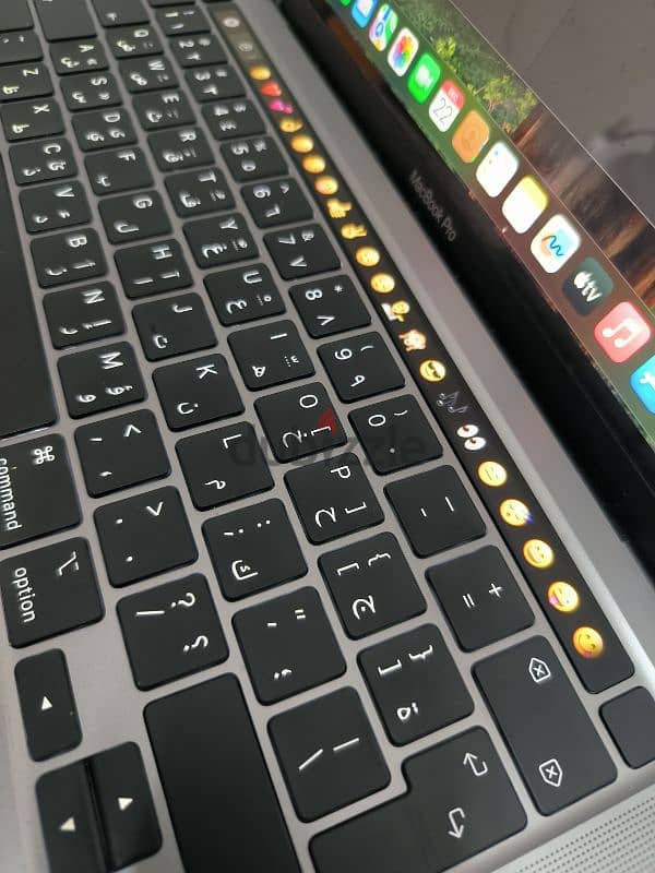 MacBook PRO M1 100% Ar En A+++ condition 1