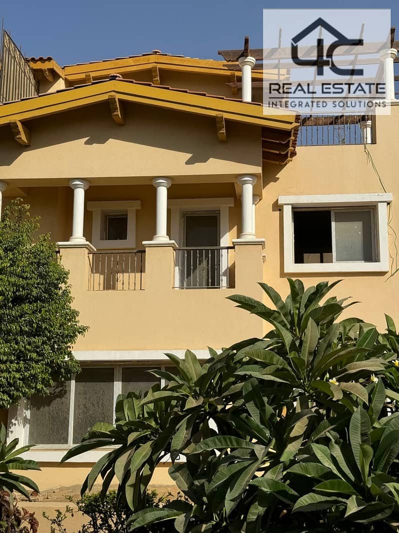 Classic Twin House With The Largest Land Area 274m With Installments With The Lowest Downpayment prime location On Landscape In Hyde park new cairo 0