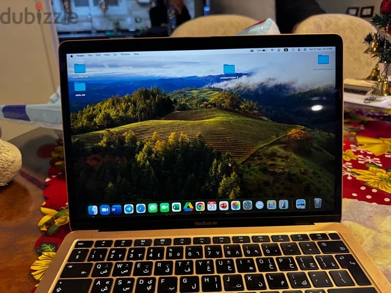 MacBook Air 2020 13” Intel Core i5 8GB RAM 4