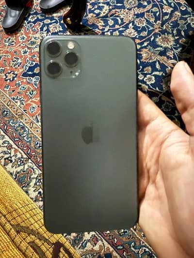 Iphone 11 pro max with box Battery health 76%