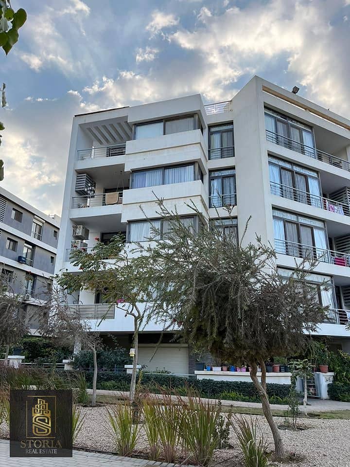 With a down payment of only 1.3 million, a 3-bedroom apartment directly in front of the airport for sale in installments over 8 years without interest 0