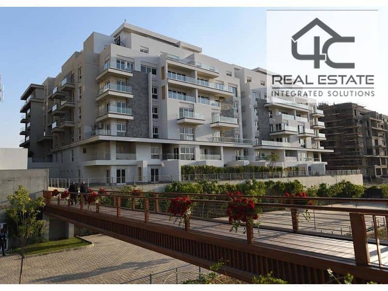 apartment for sale in compound mountain  view icity new cairo 170m with installment  ready to move special view under market price 0