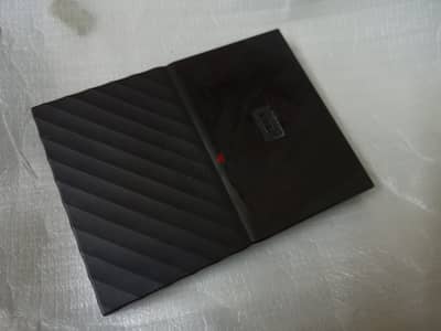 My Passport 1TB (2000Gb) 100% health في العاب سايبها لتجربه النقل