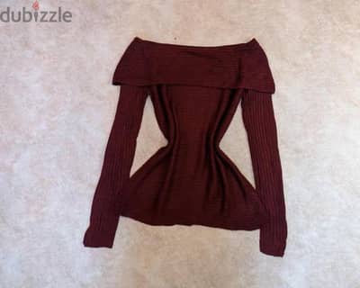 Late 90's early 2000's maroon knitted off-shoulder sweater