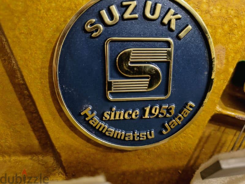 بيانو سوزوكي  كالجديد تماما  Suzuki Japan 1