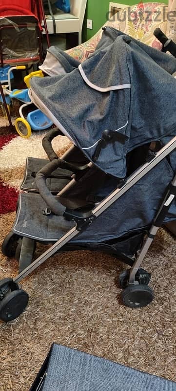 Junior twin stroller