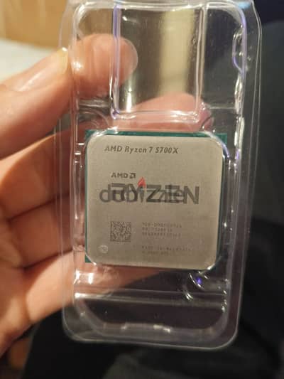 بروسيسور وحش الجيمنج Ryzen 7 5700X متبرشم ضمان ٣ سنين