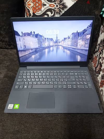 laptop lenovo v15