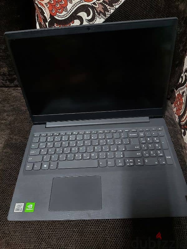 laptop lenovo v15 1