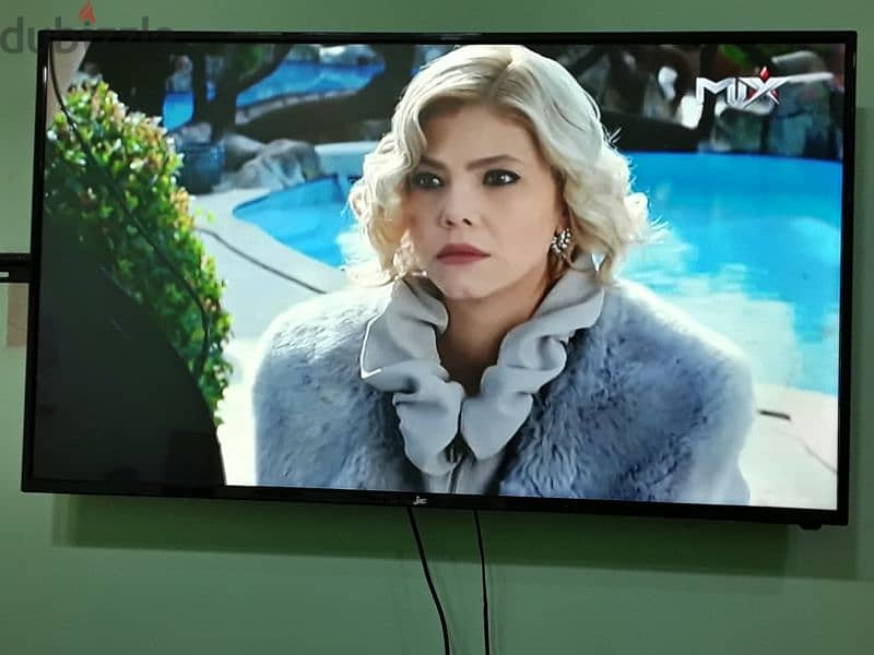 ولا كلمه جديده حرفيا 32بوصه جاك LED /Full HD/بالريموت الاصلى وحامل 11