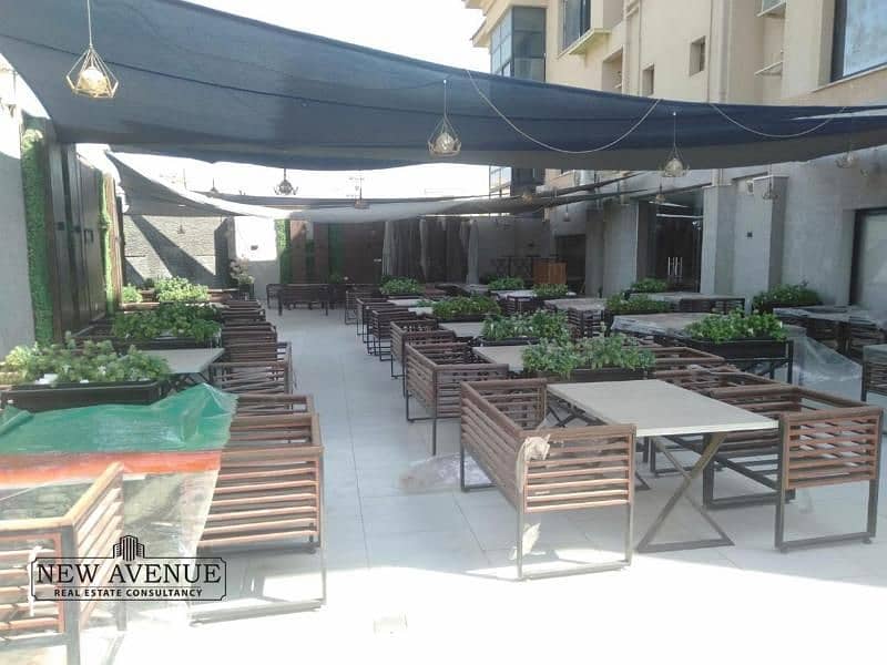 Fully Finished Retails & Outdoor area at Acacia mall New Cairo       M-YZ 500 0