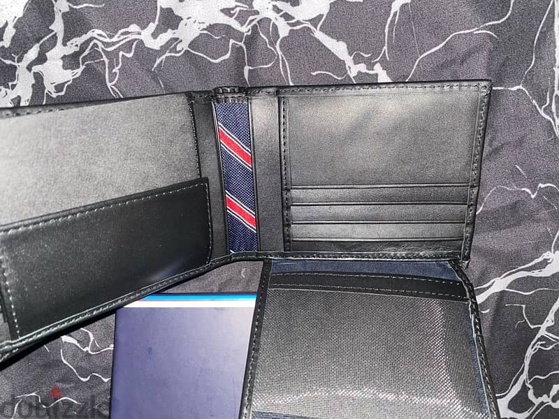 Original Tommy Hilfiger leather wallet 2